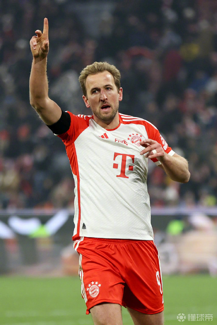 凯恩迎来二十赛季高光表现，公牛球迷沸腾！的简单介绍