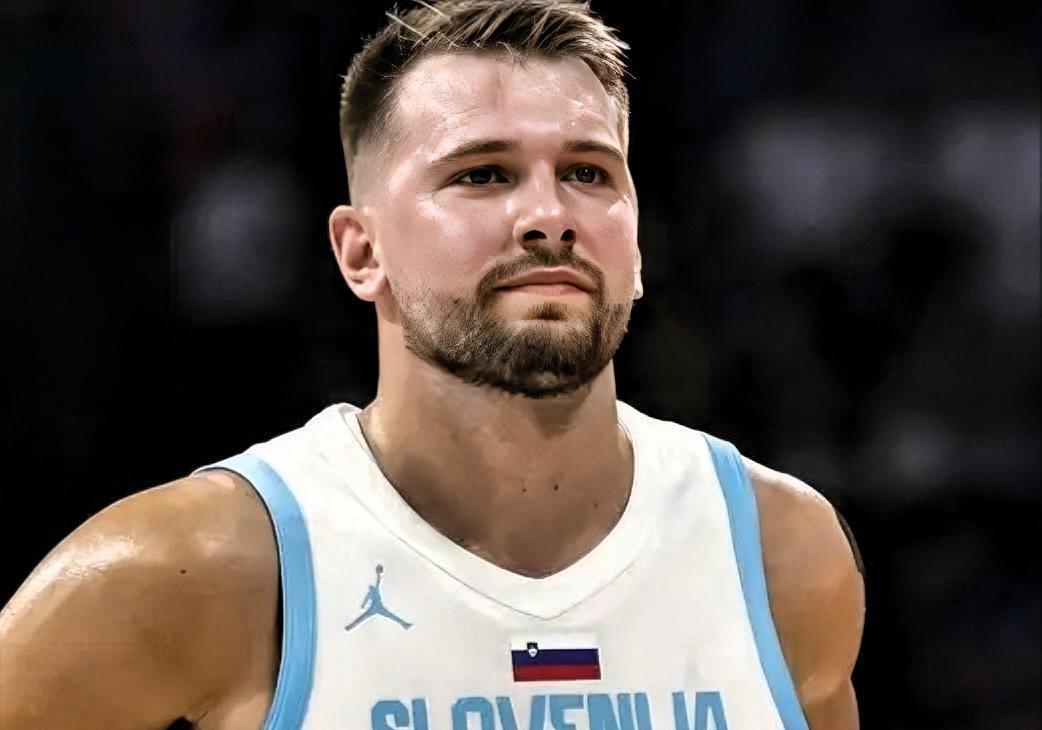 东契奇回归赛场,爆冷首场状态亮眼,加拿大队观众沸腾!的简单介绍 东契奇回归赛场,爆冷首场状态亮眼,加拿大队观众沸腾!的简单介绍