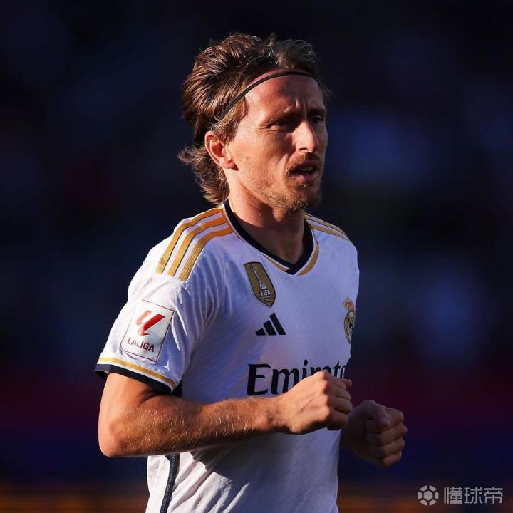 Ming在皇家马德里比赛中突破纪录,关键助攻引发热议!的简单介绍 Ming在皇家马德里比赛中突破纪录,关键助攻引发热议!的简单介绍